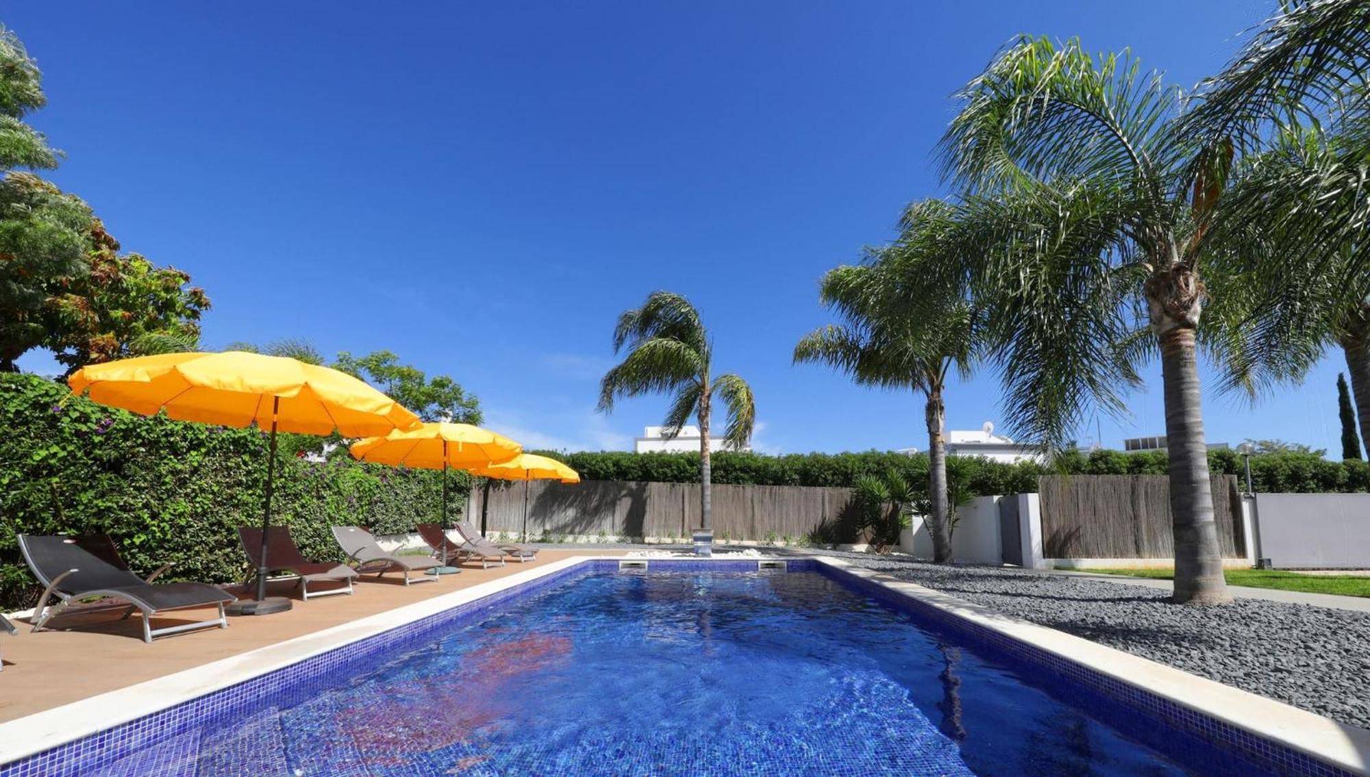 Perogil Girassolelegant With Pool