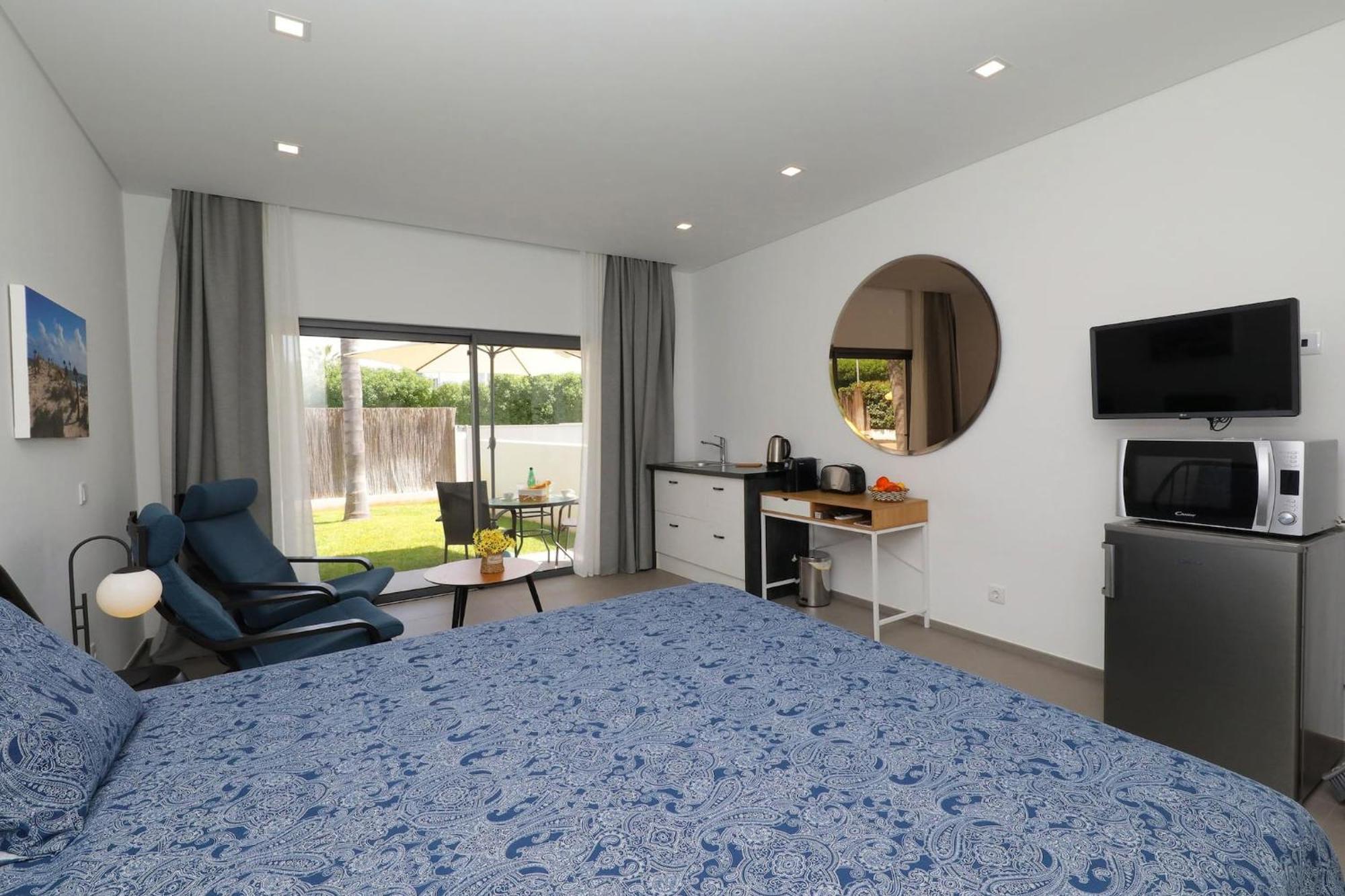 Perogil Girassolelegant With Pool Tavira